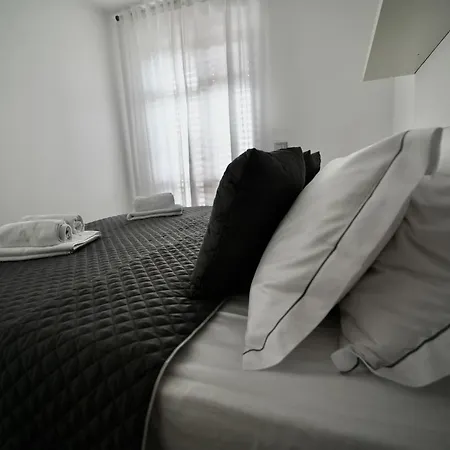 Apartment Sea Star Koper